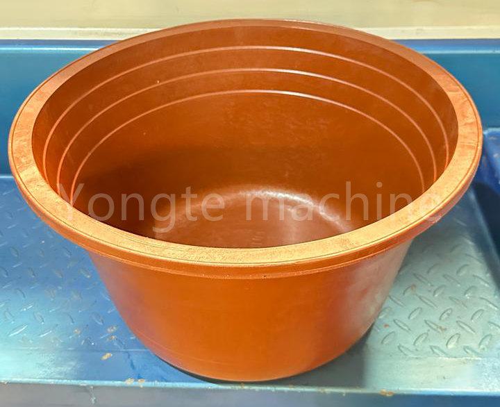 L'équipement de recyclage de plastique Yongte est expédié à un client africain