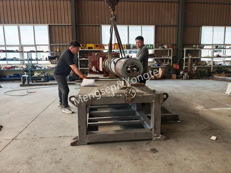 Réglage de l'espacement des vis pour extrudeuse conique à double vis, cadre de porte SJSZ65/132 WPC