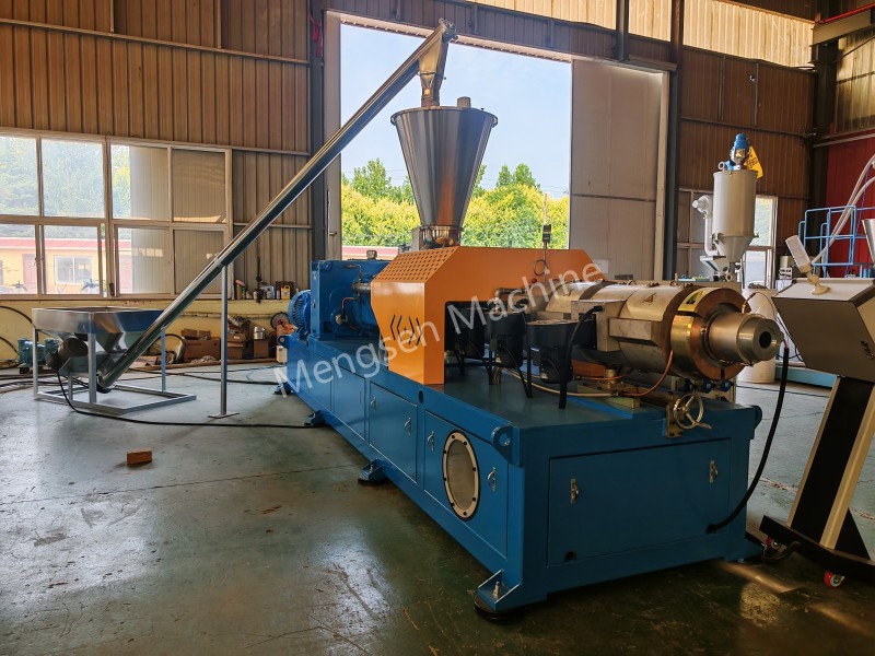 Extrudeuse conique à double vis 92/188
