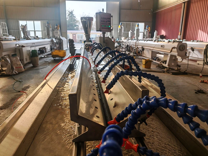 Ligne d'extrusion de tuyaux d'irrigation en caoutchouc nano