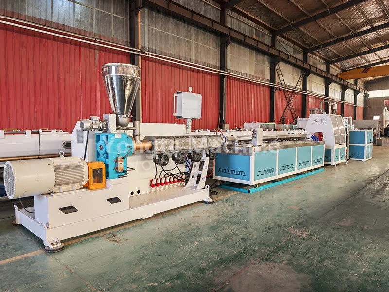 Tuyau d'égouttement d'irrigation Soaker faisant la machine